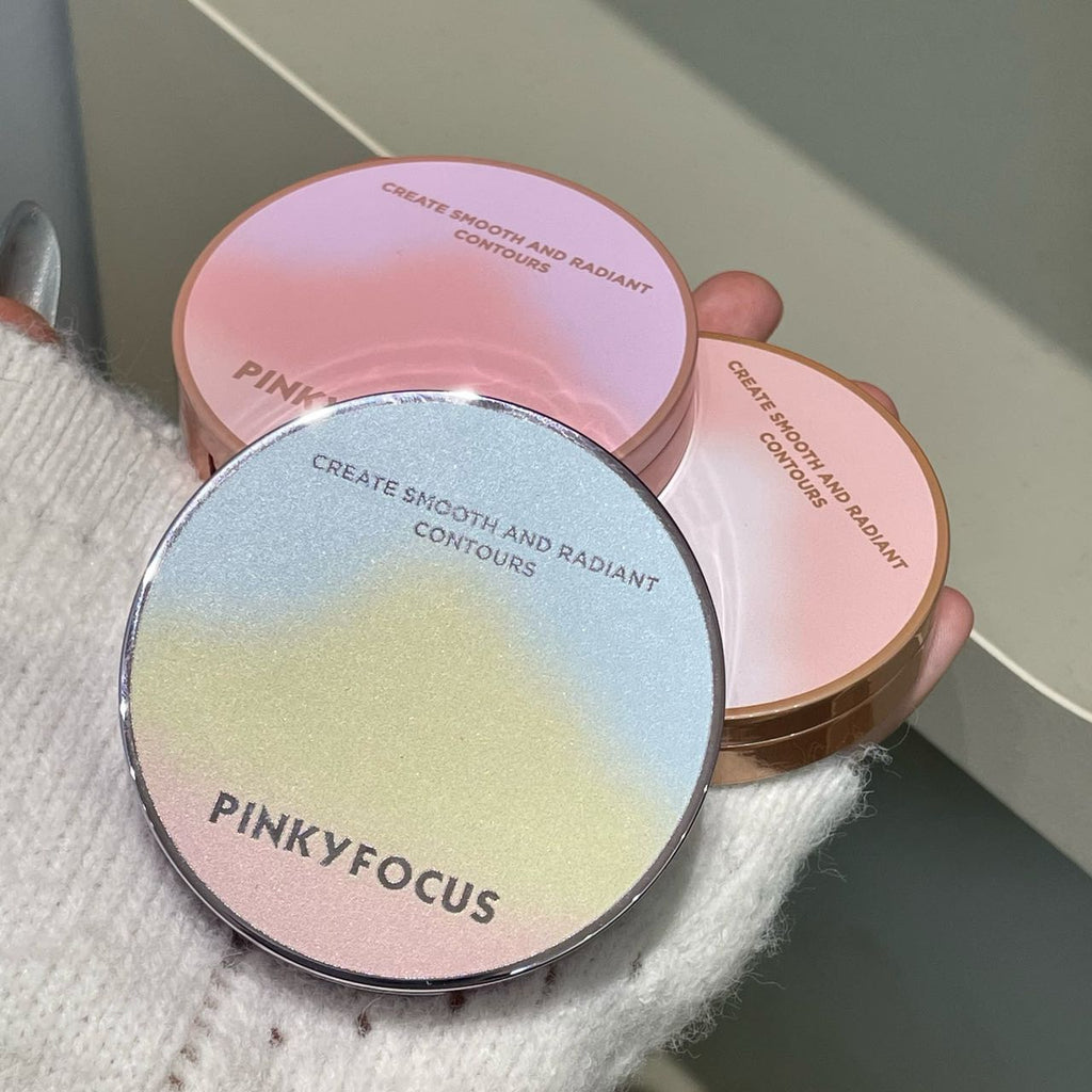 Two-tone 3D embossed highlighter powder