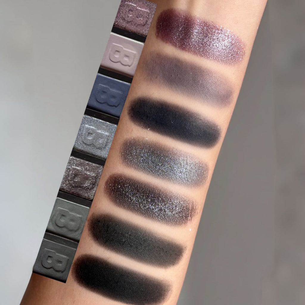 42-color smoky eyeshadow palette