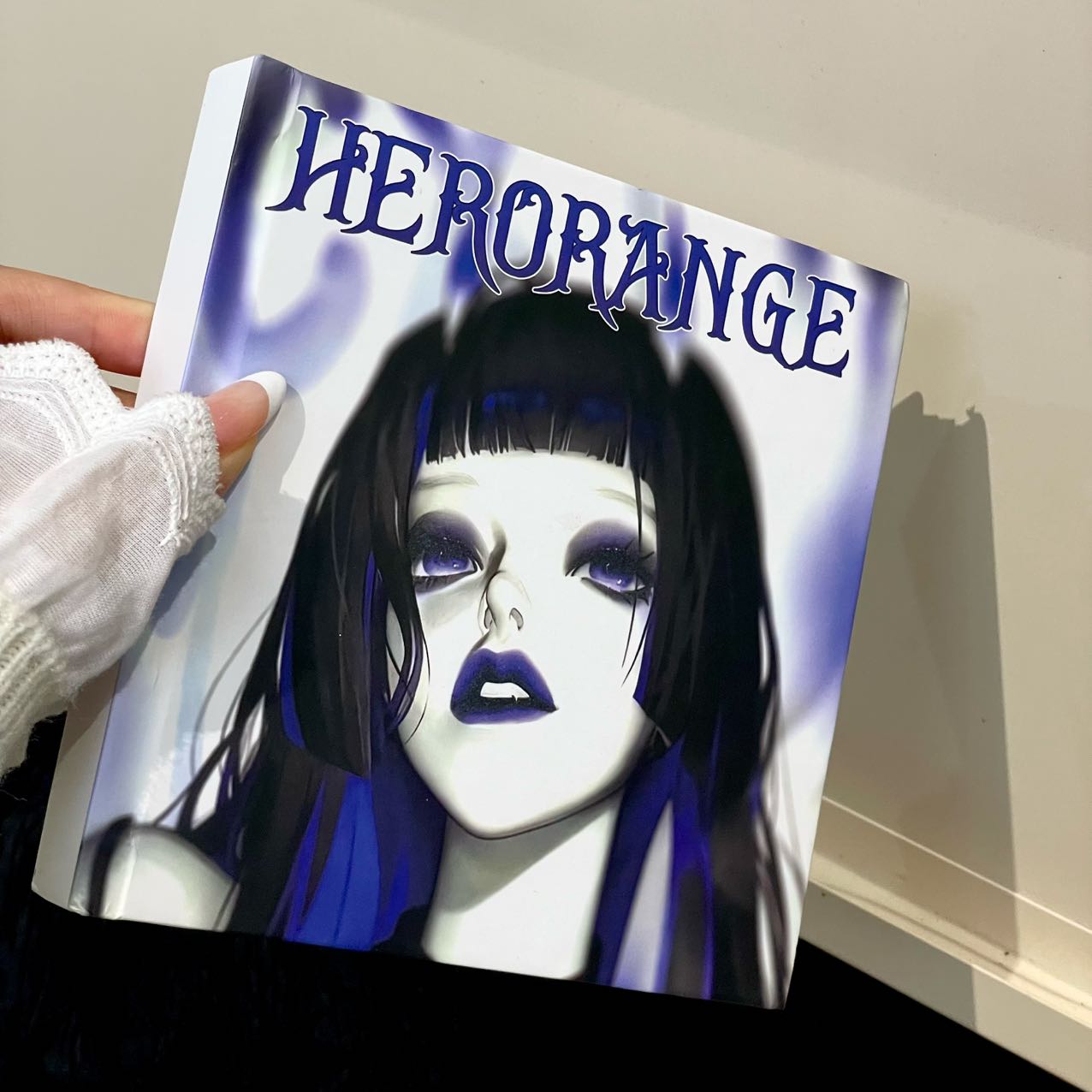 66-color Klein eyeshadow palette