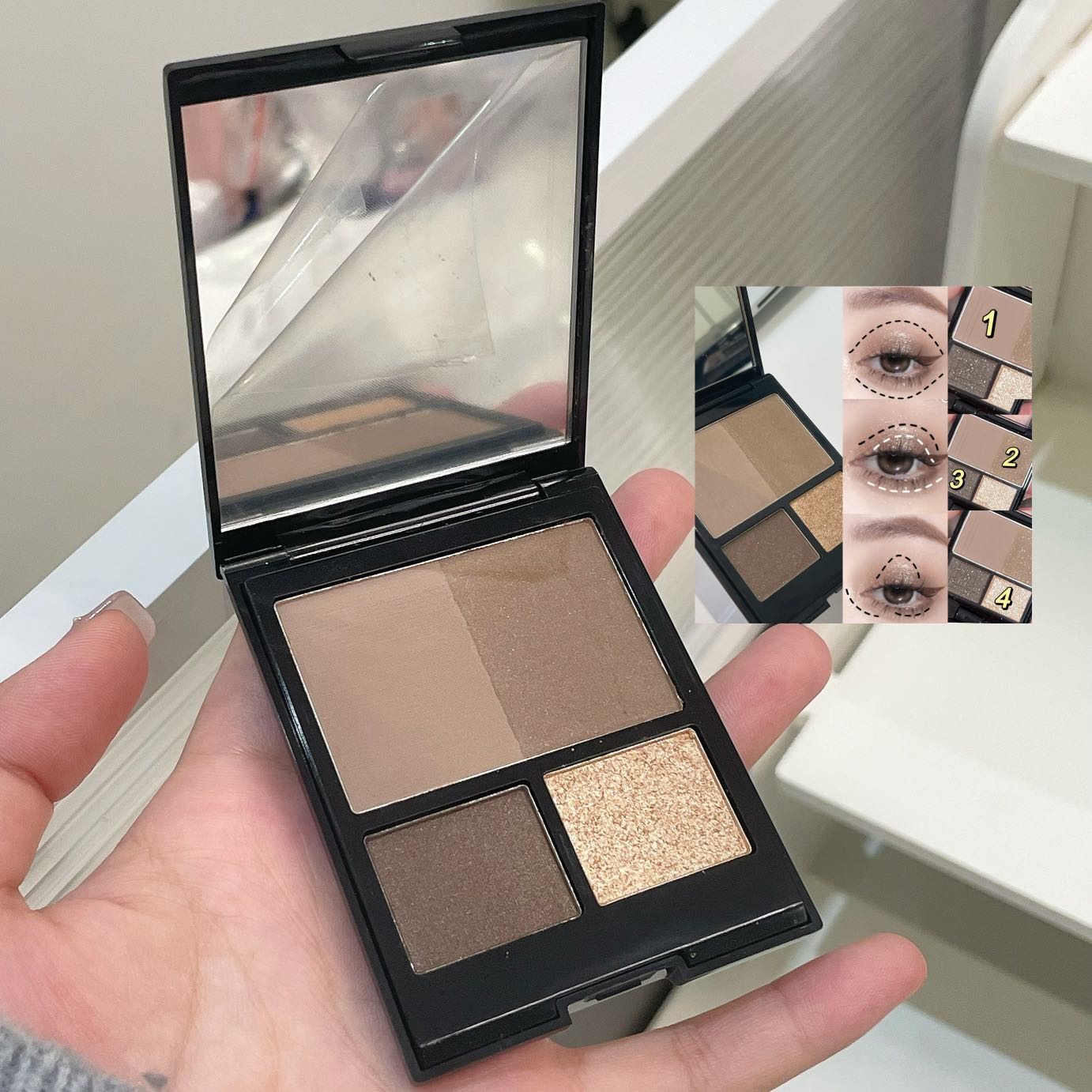 Four-color eyeshadow and contour palette