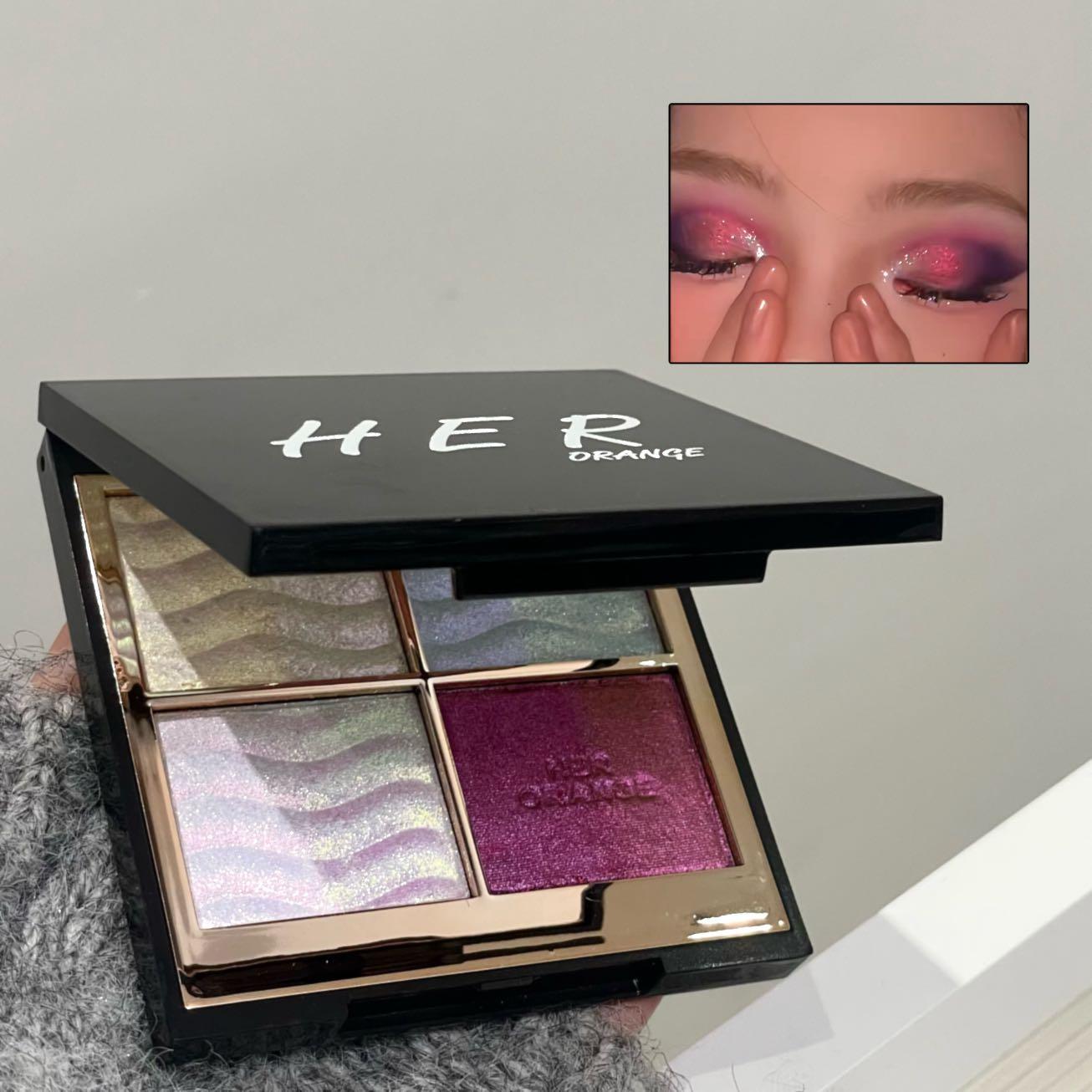 4-Color Multichrome Eyeshadow