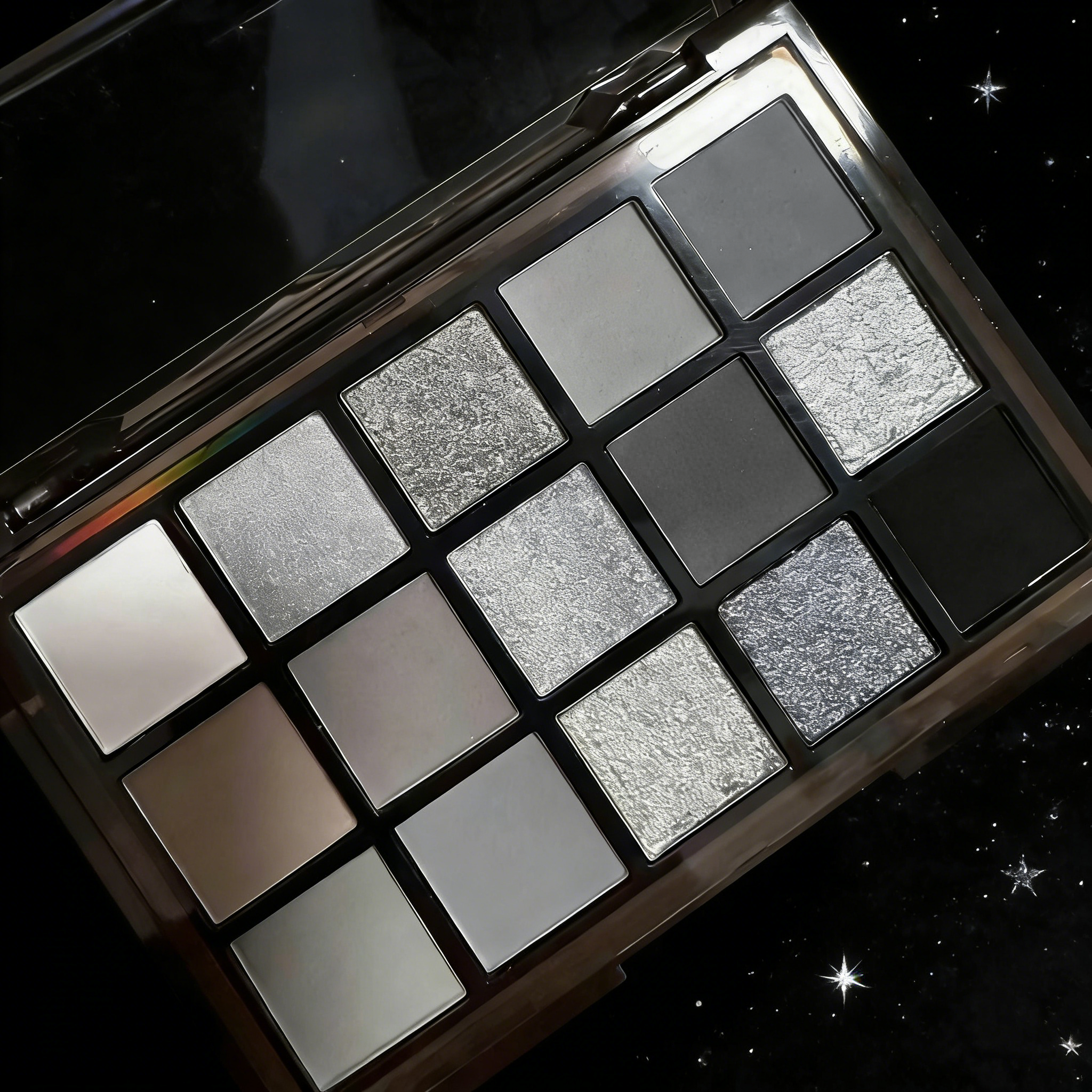 Dark Knight 15-Color Glitter Eyeshadow Palette