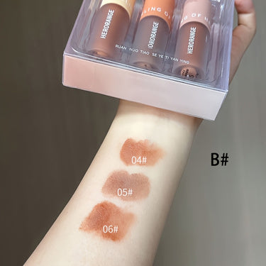 Brown lip and eye coloring