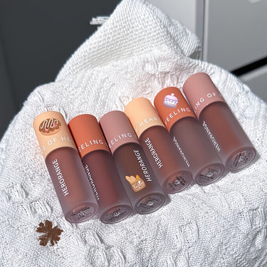 Brown lip and eye coloring